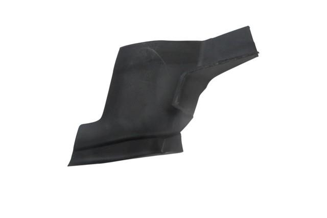 FORD FIESTA- 02/07; ÖN CAM KENAR PLASTİĞİ SAĞ (SİLGİ PANELİ)