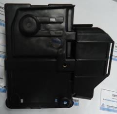 FORD FOCUS- SD/HB- 05/07; AKÜ YUVA PLASTİĞİ ALT (BFN)