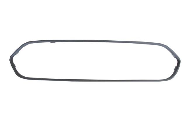 FORD TOURNEO COURIER- 18/24; ÖN PANJUR ÇITASI SİYAH