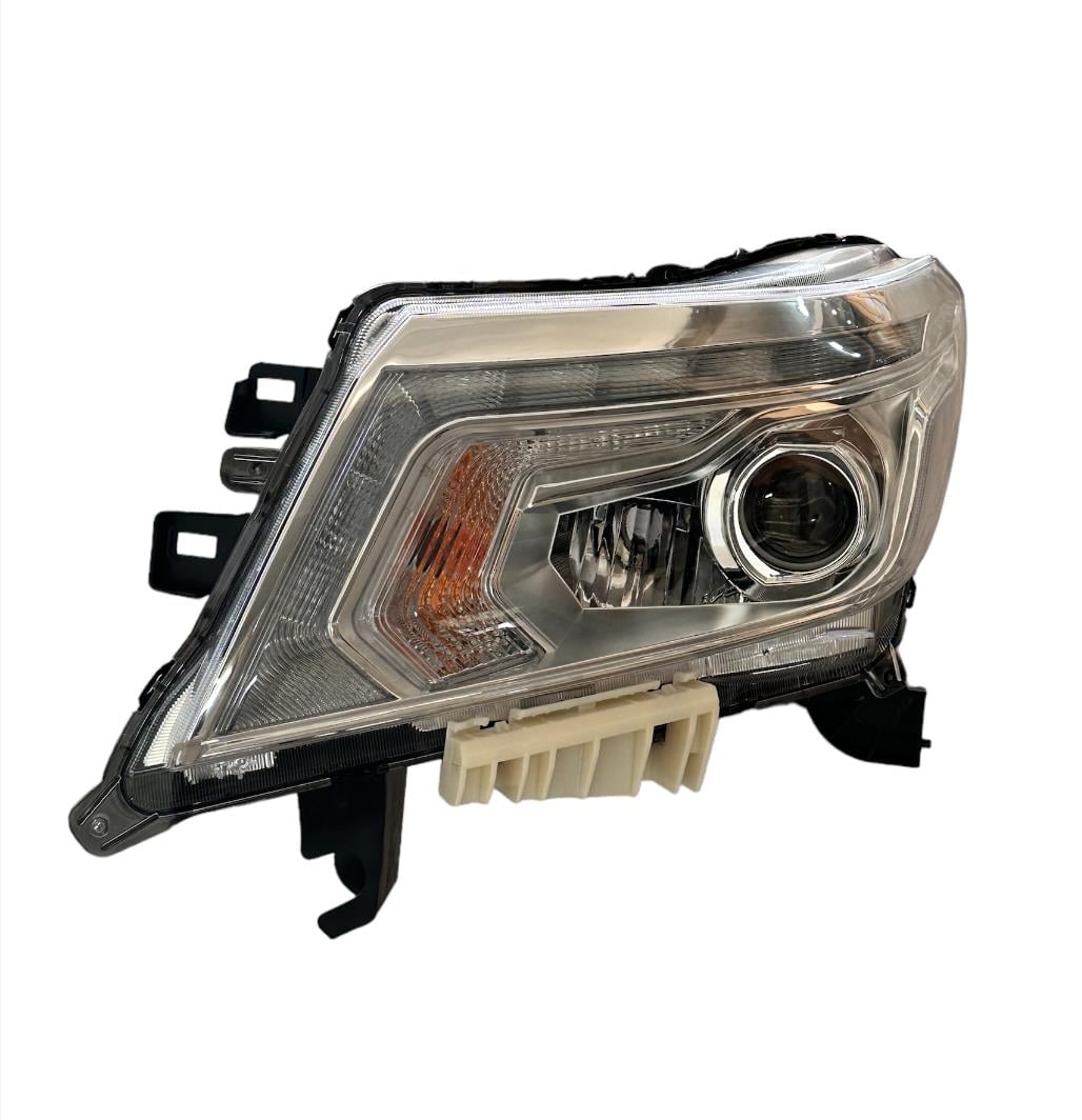 Nıssan Far Navara 15-20 Sol (Elektrikli/Mercekli)