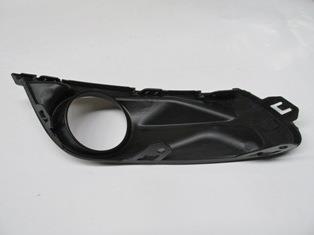 RENAULT FLUENCE- 13/16; SİS LAMBA KAPAĞI SAĞ SİS DELİKLİ