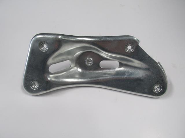 SKODA OCTAVIA- 05/09; ÖN ÇAMURLUK BAĞLANTI BRAKETİ UÇ KISIM ALT SAĞ (TW-Y)