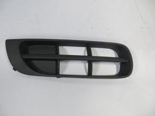 SKODA ROOMSTER- 07/10; SİS LAMBA KAPAĞI SAĞ SİYAH (SİS DELİKSİZ) (TW-Y)