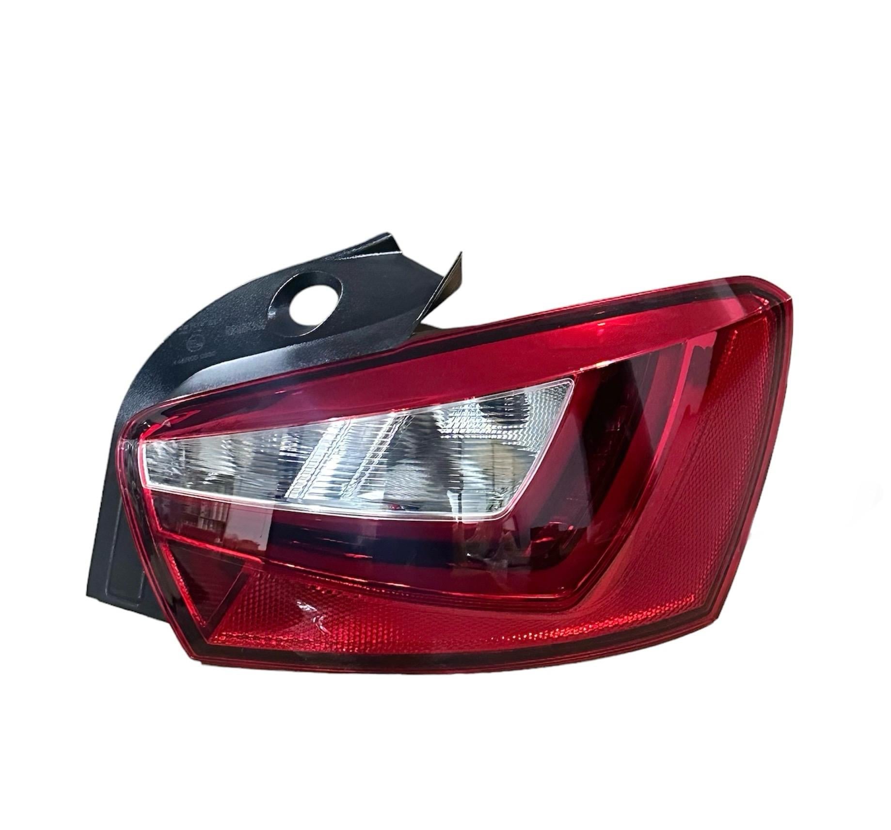 Seat Stop İbiza 12-17 Dış Sağ (Ledli)