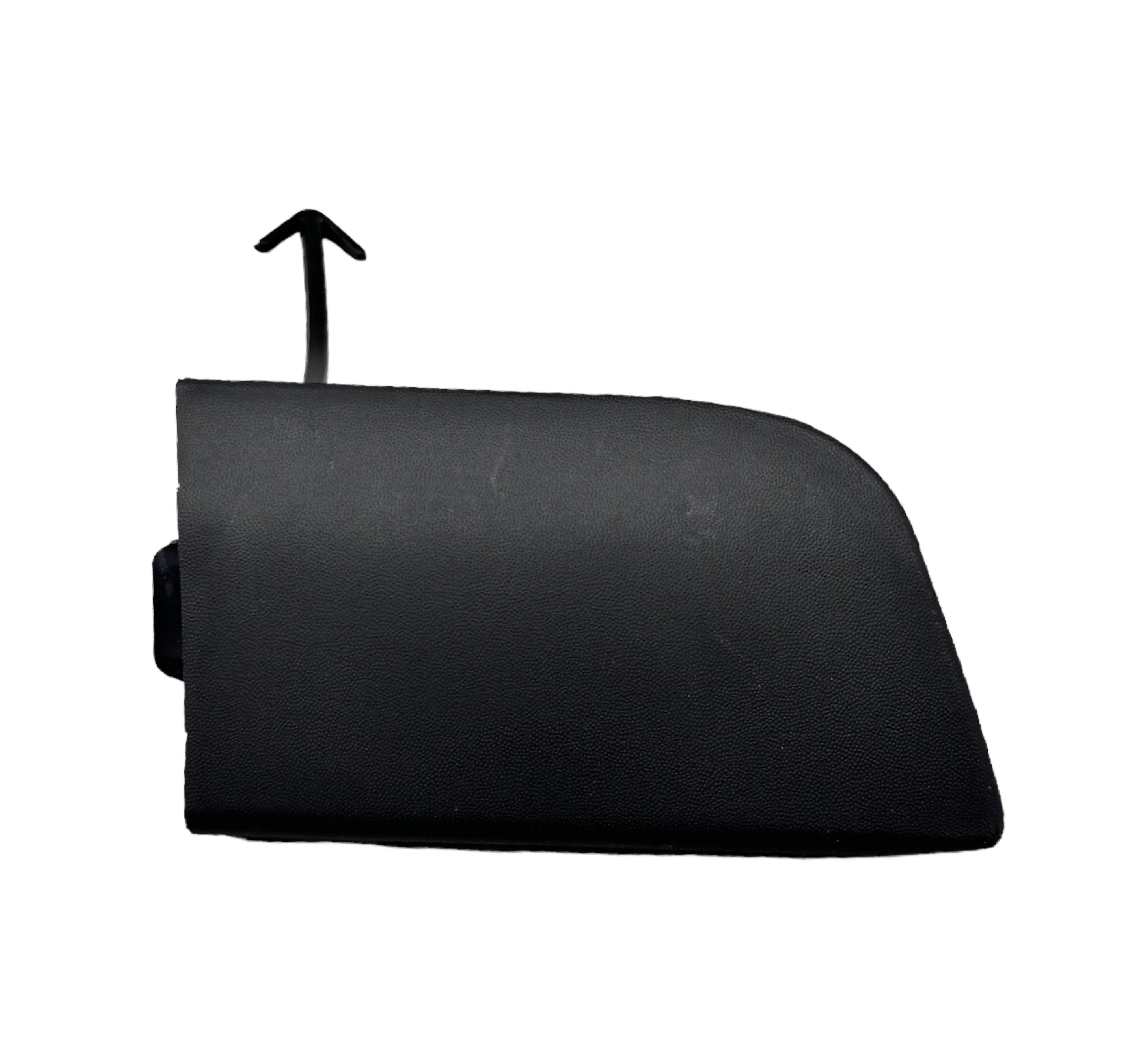 Toyota  Çeki Kapağı Yaris 03-05 Ön