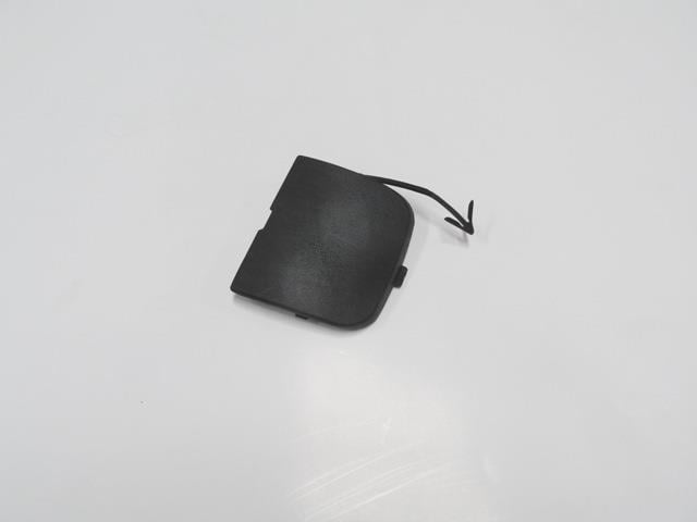 VOLKSWAGEN GOLF- 5- 05/09; ARKA TAMPON ÇEKİ DEMİRİ KAPAĞI SİYAH (GTI) (TW)