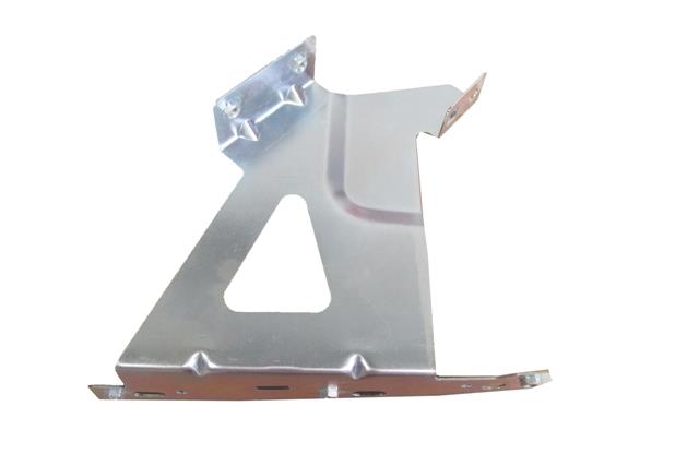 (YENİ ÜRÜN!!!)FIAT DOBLO- 23/24; ÖN ÇAMURLUK BAĞLANTI SUPORTU SAĞ (BRAKET)