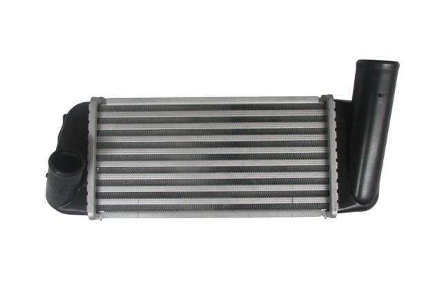 (YENİ ÜRÜN!!!)TOYOTA AURIS- 16/18; TURBO SOĞUTMA RADYATÖRÜ 1.4 D4D (İNTERCOOLER) (BRAZİNG) (275X127X64)ORİS