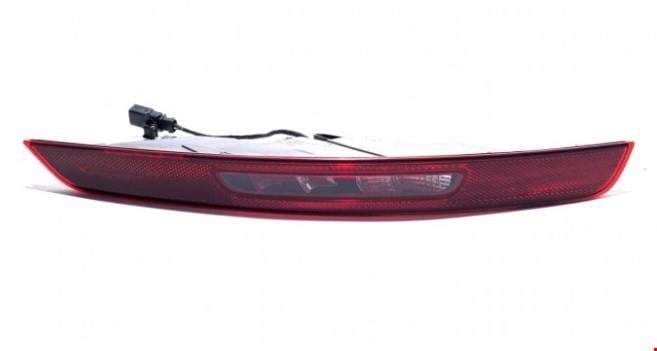 ARKA TAMPON REFLEKTÖRÜ SAĞ MACAN 2015-