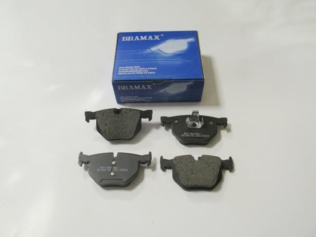 BMW X5- E70- 07/13; ARKA FREN BALATASI (KABLOSUZ)(DİSK)(121.9x58.1x16.3/121.9x59.3x16.3)(BRAMAX)