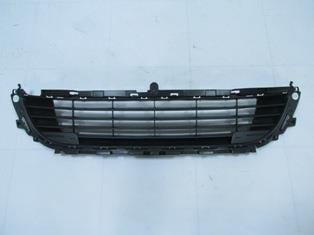 CITROEN C4- 11/17; ÖN TAMPON PANJURU