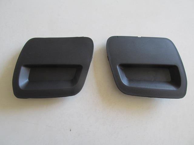 DACIA DUSTER- 18/23; ÖN TAMPON ÇEKİ DEMİRİ KAPAĞI (SAĞ/SOL SET 2PARÇA)