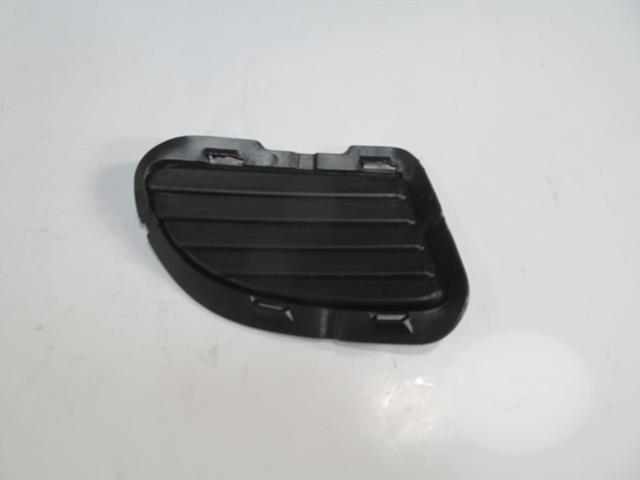 FIAT GRANDE PUNTO- 06/12; SİS LAMBA KAPAĞI SOL SİYAH (SİS DELİKSİZ)