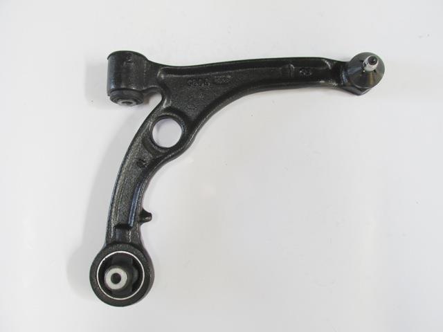 FIAT STILO- 03/06; ÖN ALT TABLA SAĞ ROTİLLİ/BURÇLU (SALINCAK) (14,5mm) (SH)