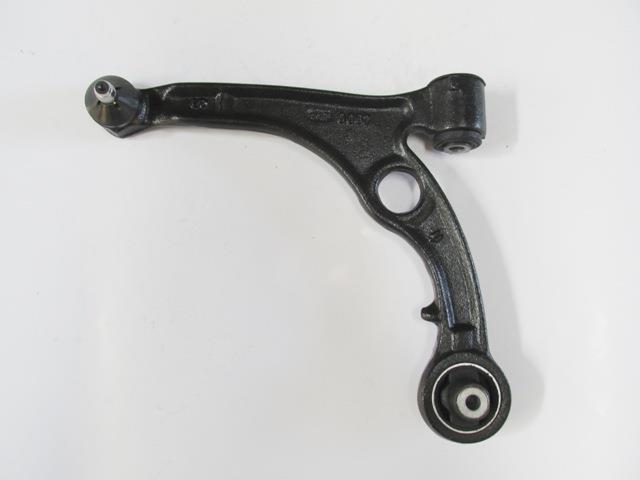 FIAT STILO- 03/06; ÖN ALT TABLA SOL ROTİLLİ/BURÇLU (SALINCAK) (14,5mm) (SH)
