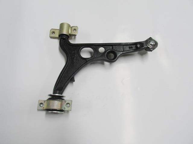 FIAT TEMPRA- 90/99; ÖN ALT TABLA SOL ROTİLLİ/BURÇLU (SALINCAK) (15mm) (SH)