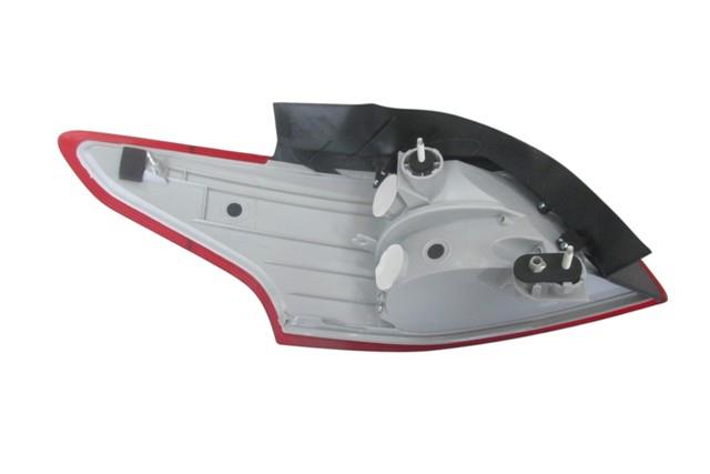 FORD FOCUS- SD- 15/18; DIŞ STOP LAMBASI SAĞ KIRMIZI/BEYAZ (RIA)