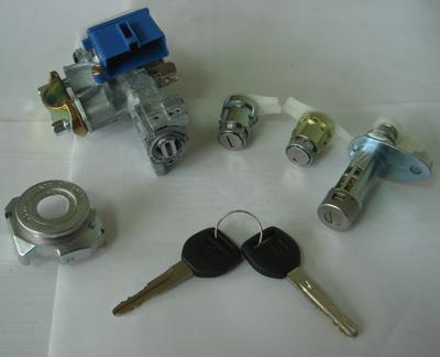 HONDA ACCORD- 94/95; KONTAK KİLİT SETİ (3LÜ) (KONTAK/KAPI/BAGAJ) (TERMİKLİ)