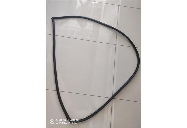 Hyundaı Fitil Kapı Accent 00-05 Ön Sağ (Kapıya Gelen)