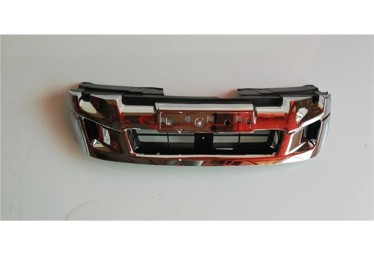 Isuzu Panjur D-max 12-17 Ön (Krom)