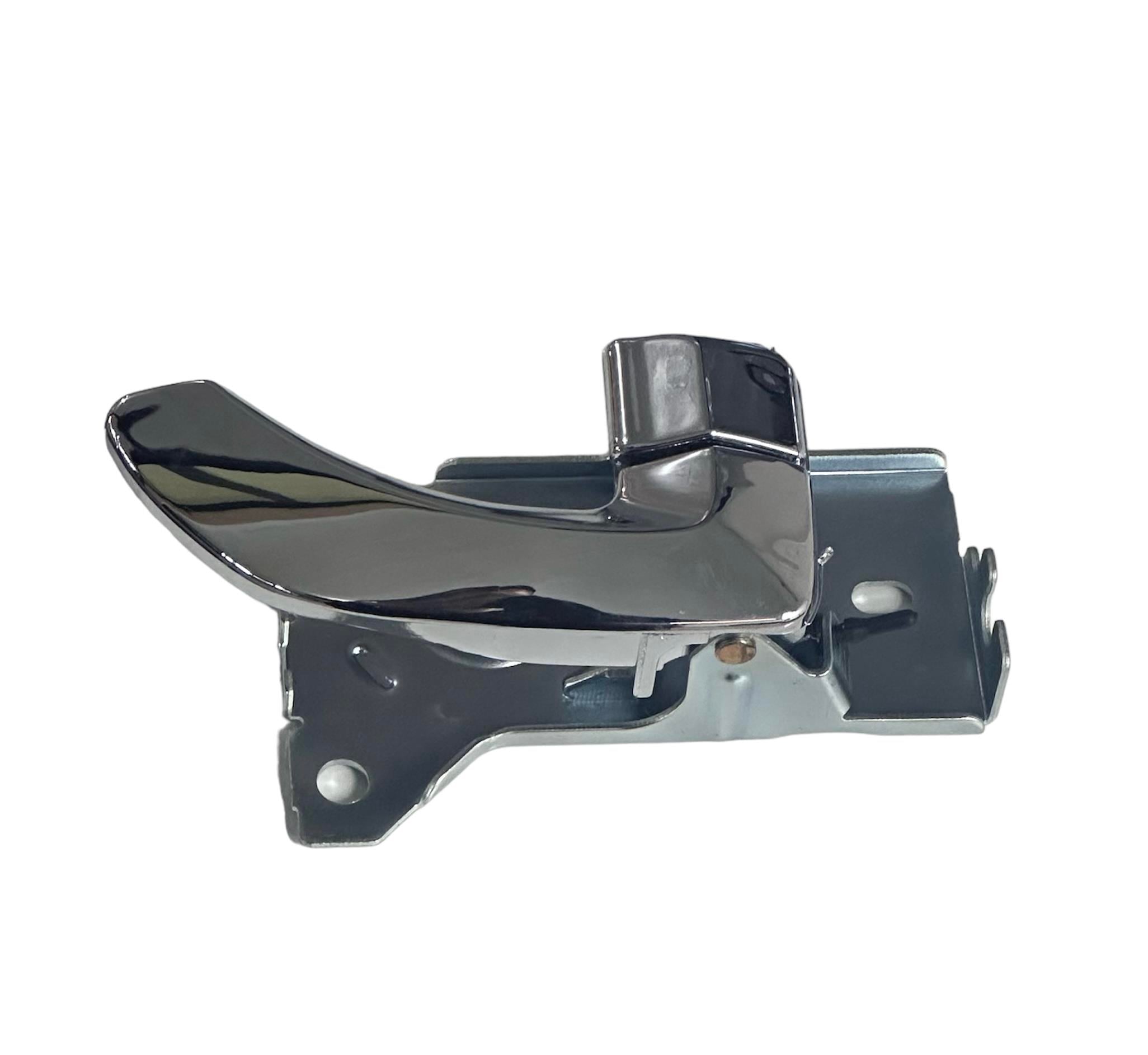 Kıa Kol Kapı Sorento 04-10 Ön İç Sağ (Krom)