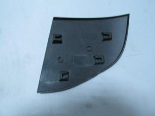 MITSUBISHI CANTER- FUSO- 06/12; ÖN CAM IZGARASI SAĞ (SİLGİ PANELİ)(FE711/839/59E/G) (BFN)