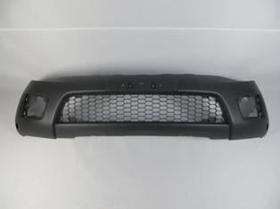 MITSUBISHI L200- PICK UP- 10/13; ÖN TAMPON (SİS DELİKLİ/TAMPON PANJURLU (4X2 TEK KABİN)(FPI)