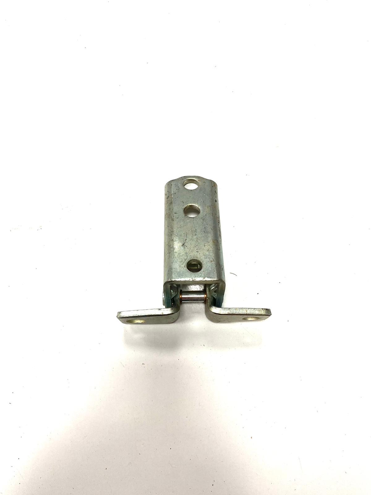 Mıtsubıshı Menteşe Kapı L200 07-14 Ön Üst Sağ