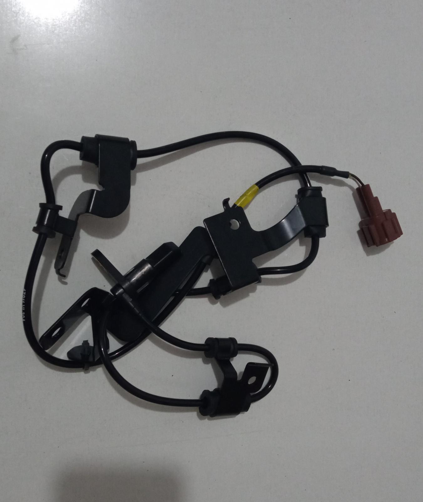 Nıssan Sensör Abs Yd25 Np300 11-13 Ön Sol