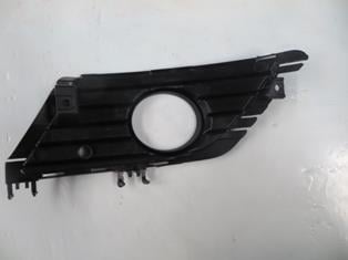 OPEL COMBO- 04/12; SİS LAMBA KAPAĞI SAĞ SİYAH (DELİKLİ)