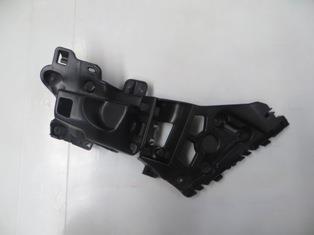 RENAULT CLIO- 4- HB- 16/20; ARKA TAMPON İÇ BAĞLANTI BRAKETİ SAĞ (UÇ KISIM) (PLASTİK) (TW)