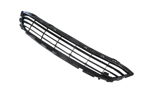 RENAULT EXPRESS- 21/24; ÖN TAMPON PANJURU SİYAH