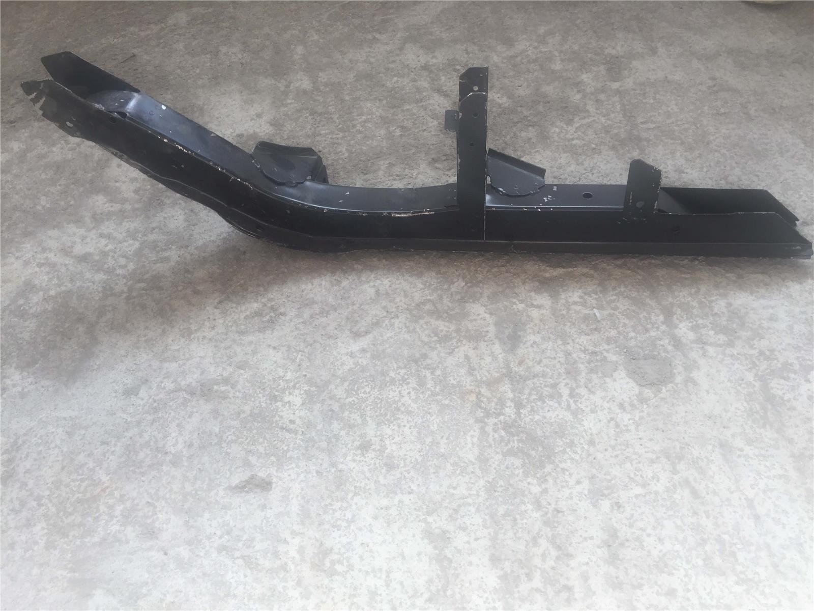 RENAULT R12 YARIM ALT SASE SOL R12 7750504200