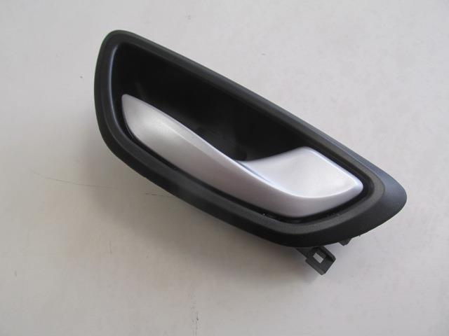 RENAULT TALISMAN- 16/20; ÖN KAPI İÇ AÇMA KOLU SAĞ GÜMÜŞ GRİ (EURO BODY)