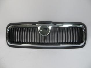SKODA OCTAVIA- 96/00; ÖN PANJUR SİYAH (NİKELAJ ÇERÇEVELİ) (TYG)