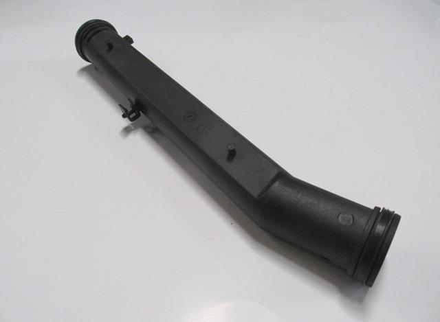 SKODA OCTAVIA- 96/10; BLOK SU BORUSU (DEVİRDAİM BORUSU) (PLASTİK) (1.6cc)