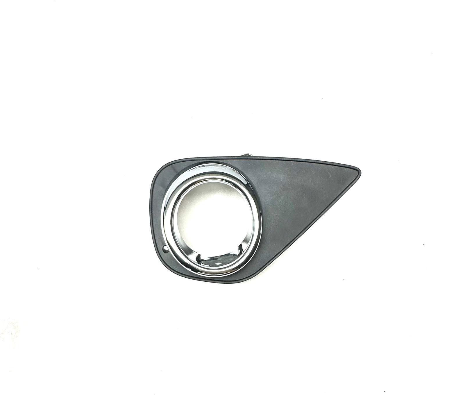 Toyota Kapak Lamba Sis Yaris 14-16 Sağ (Sisli)