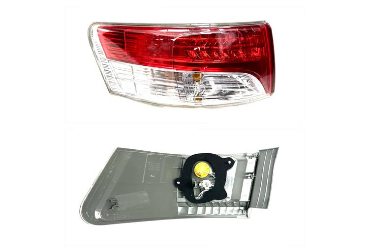 Toyota Stop Avensis 08-12 Dış Sol