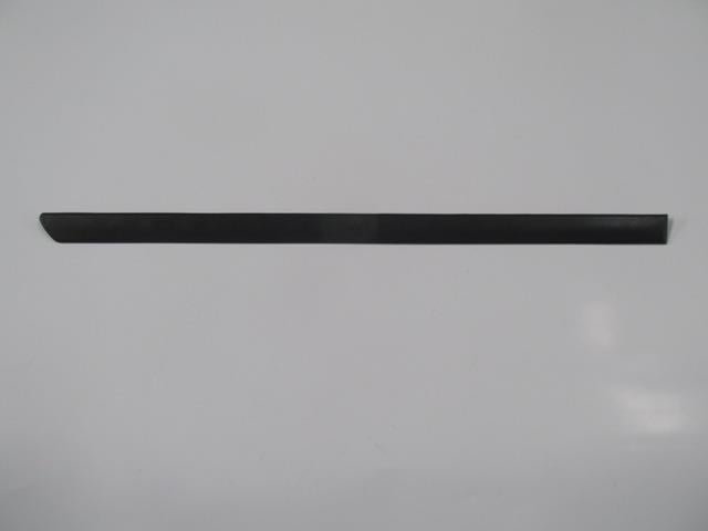 VOLKSWAGEN GOLF- 4- 98/04; ARKA KAPI BANDI SOL PÜTÜRLÜ/SİYAH