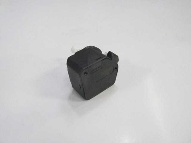 VOLKSWAGEN GOLF- 4- 98/04; FAR MOTORU (12V) (BFN)