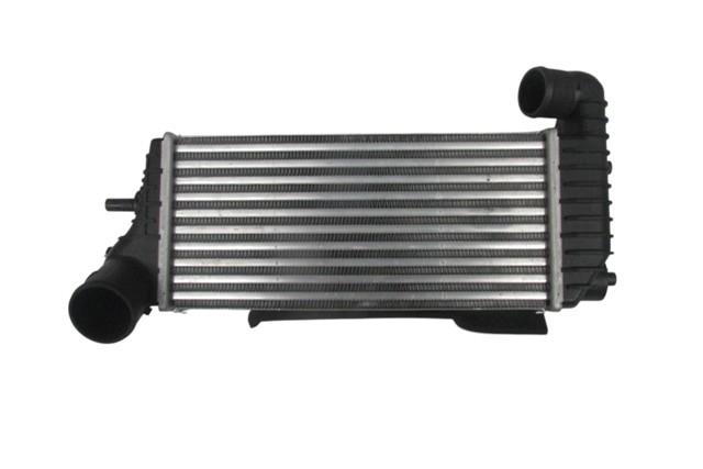(YENİ ÜRÜN!!!)FORD FOCUS- SD/HB- 15/18; TURBO SOĞUTMA RADYATÖRÜ 1.5/1.6 TDCİ(İNTERCOOLER)BRAZİNG)336X157X62) ORİS