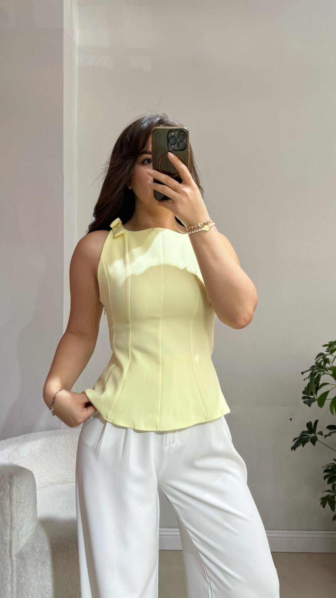  Fiyonklu Peplum Sarı Bluz