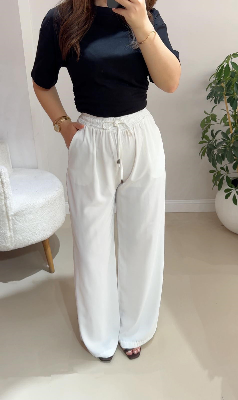 Beli Lastikli Bol Paça Dökümlü Pantolon