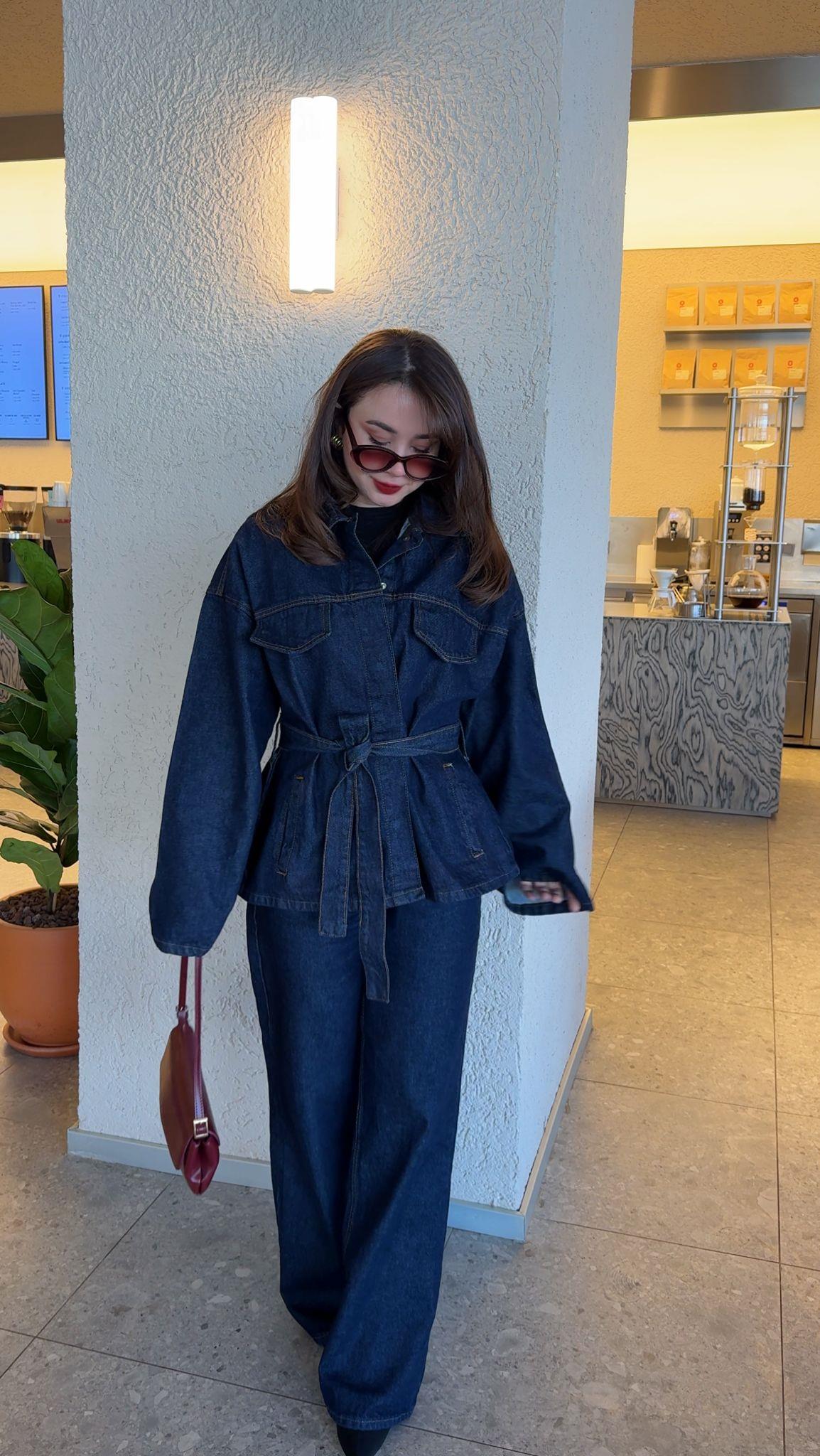 Marka Model Bağlamalı Denim Takımm