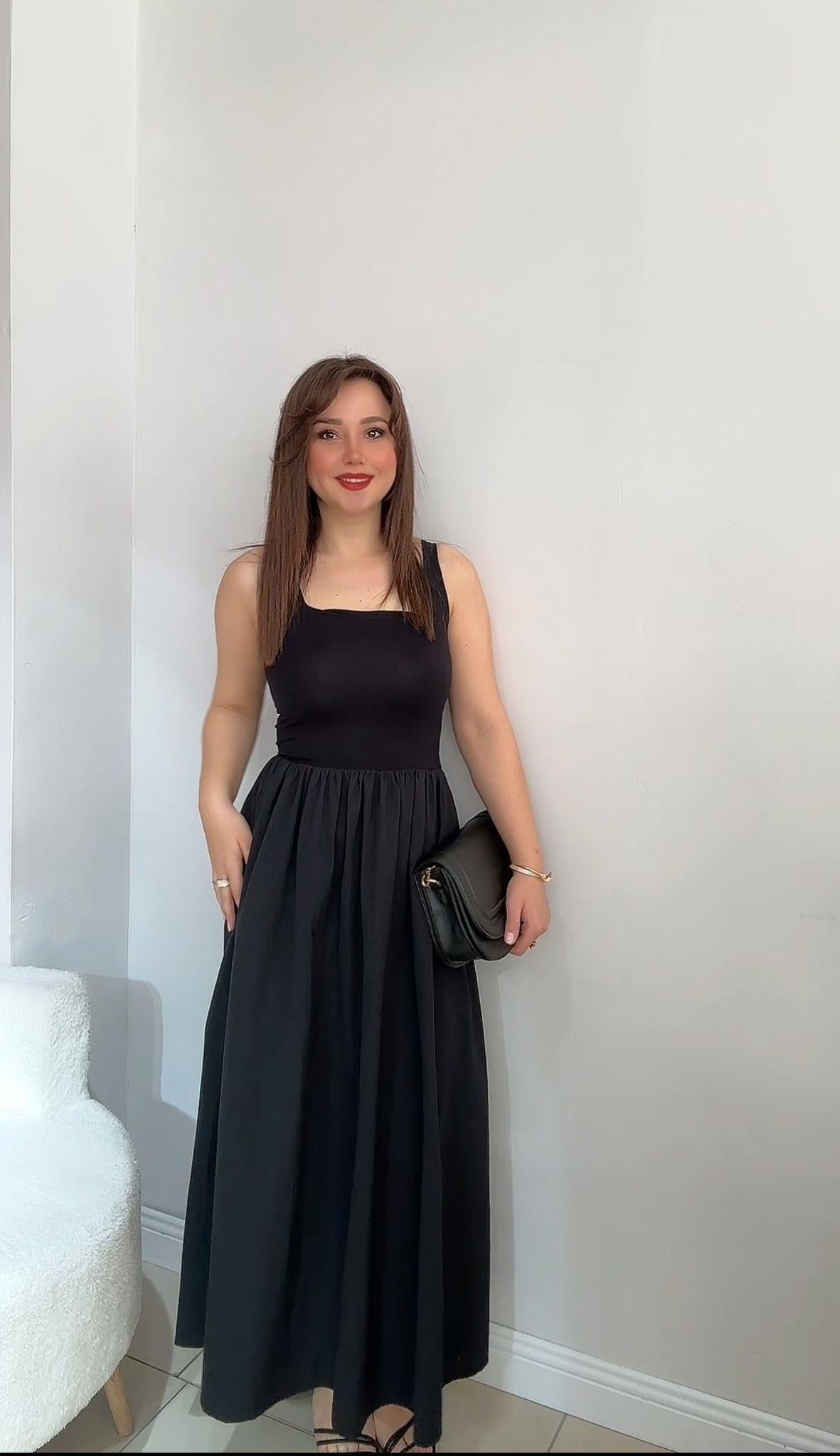 Sıfır Kol Midi Kloş Etekli Elbise