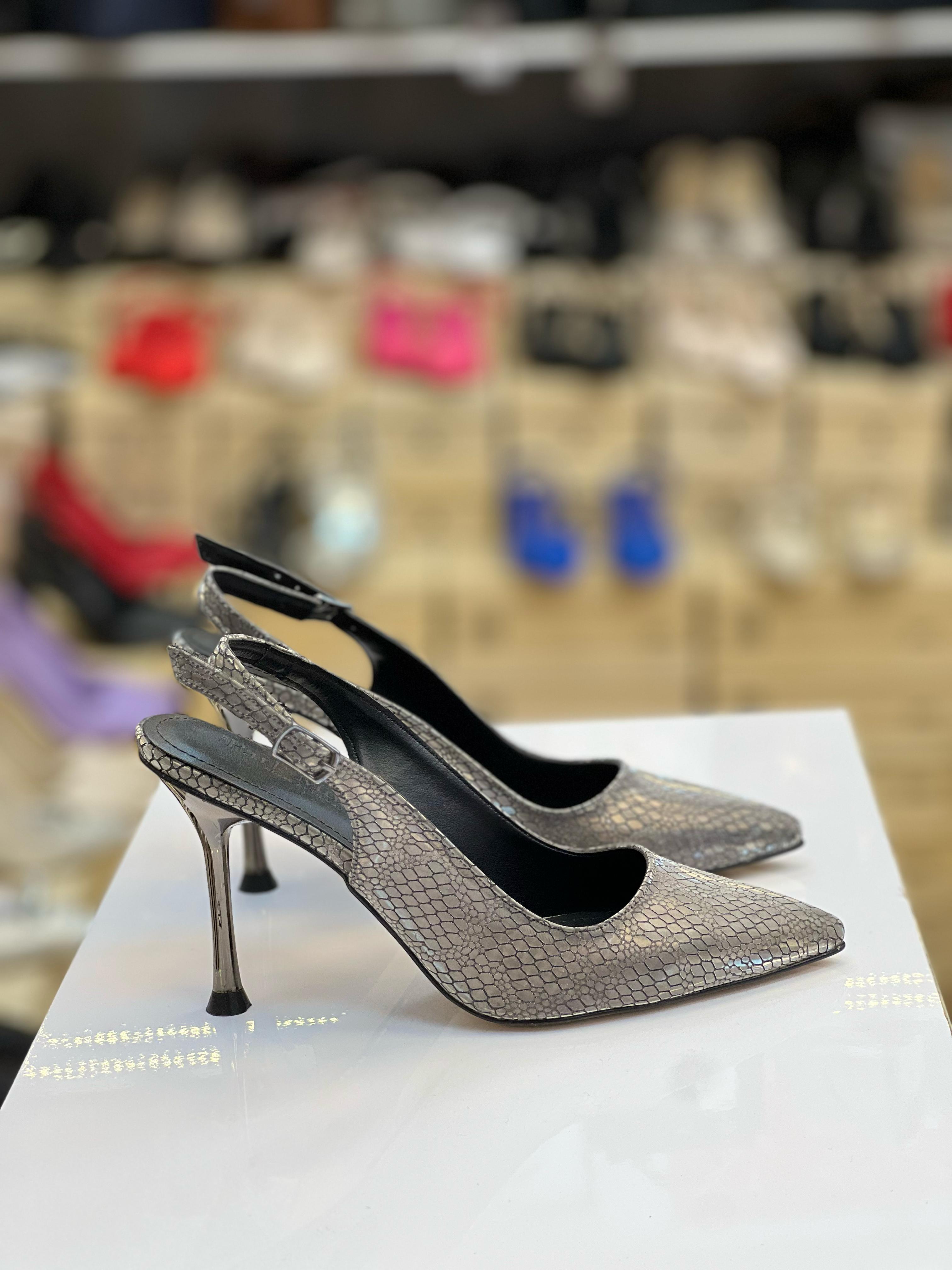 Desenli Arkası Açık Topuklu Stiletto Platin