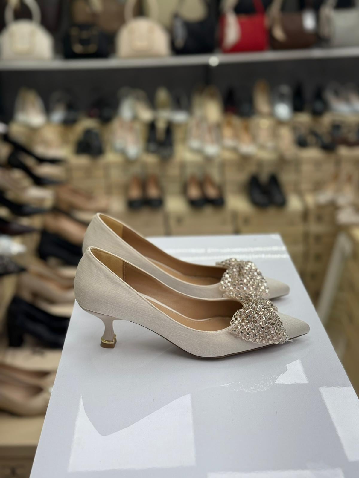 Fiyonklu Topuklu Stiletto