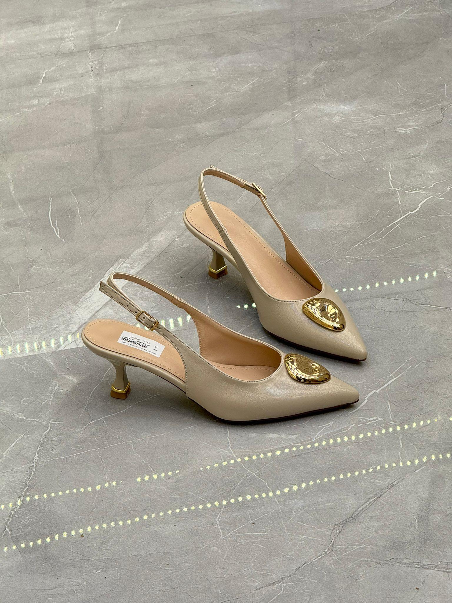 Gold Tokalı Mini Topuk Stiletto Ten
