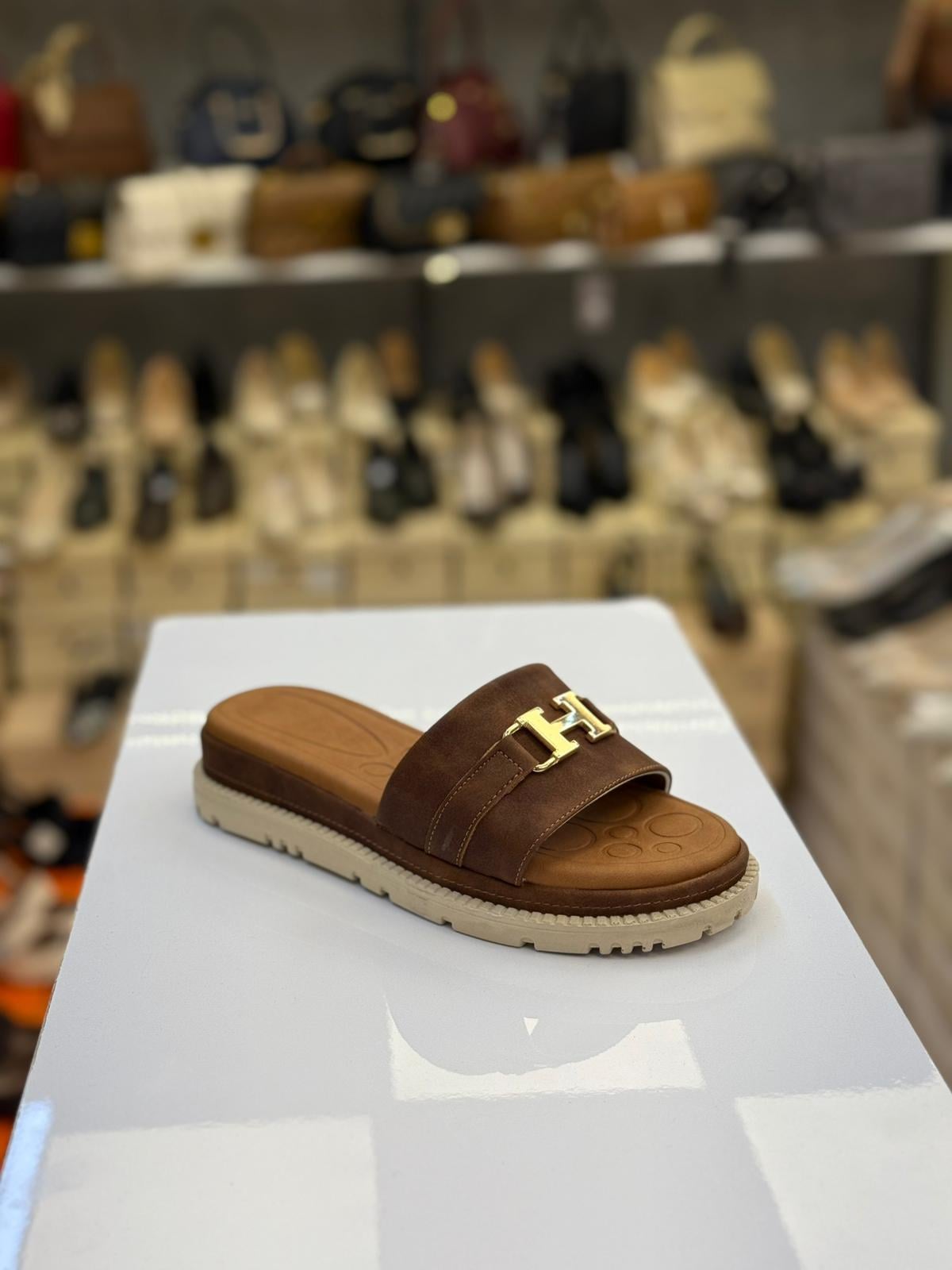 Taba Çok Rahat Günlük Şık Terlik