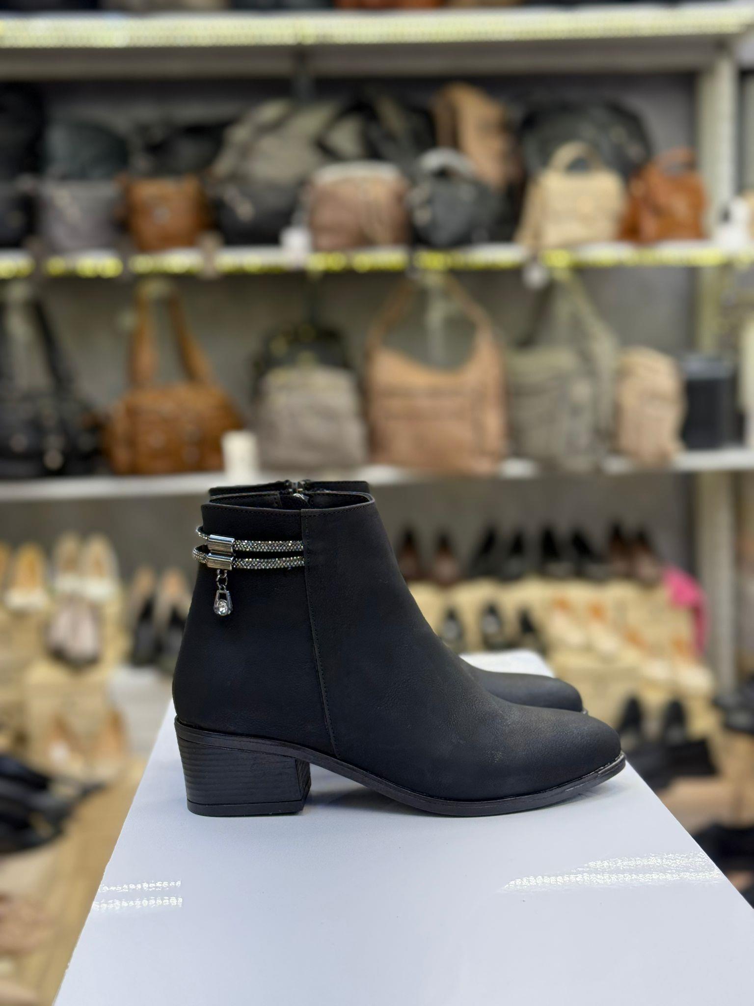 Taş Sarmalı Fermuarlı Bot